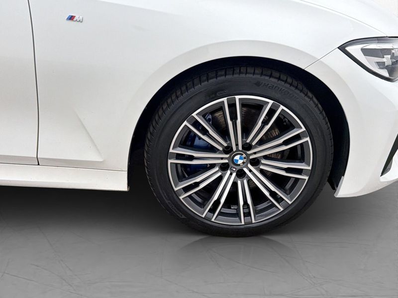 BMW 330 bild 34