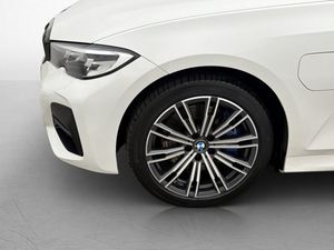 BMW 330 bild 31