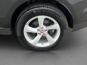 Jaguar F-Pace bild 32