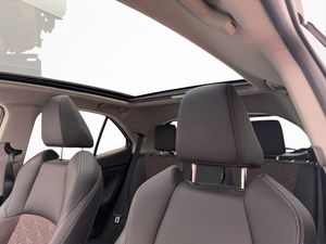 Toyota Yaris Cross bild 11