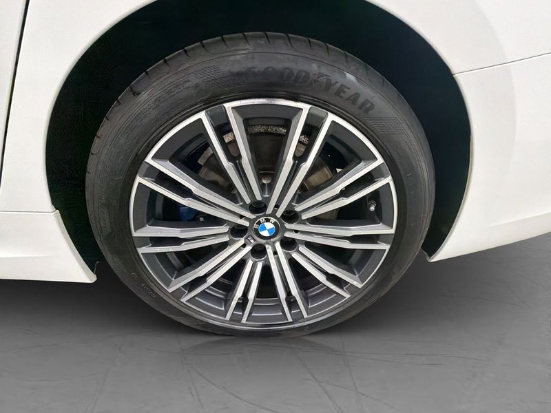 BMW 330 bild 29