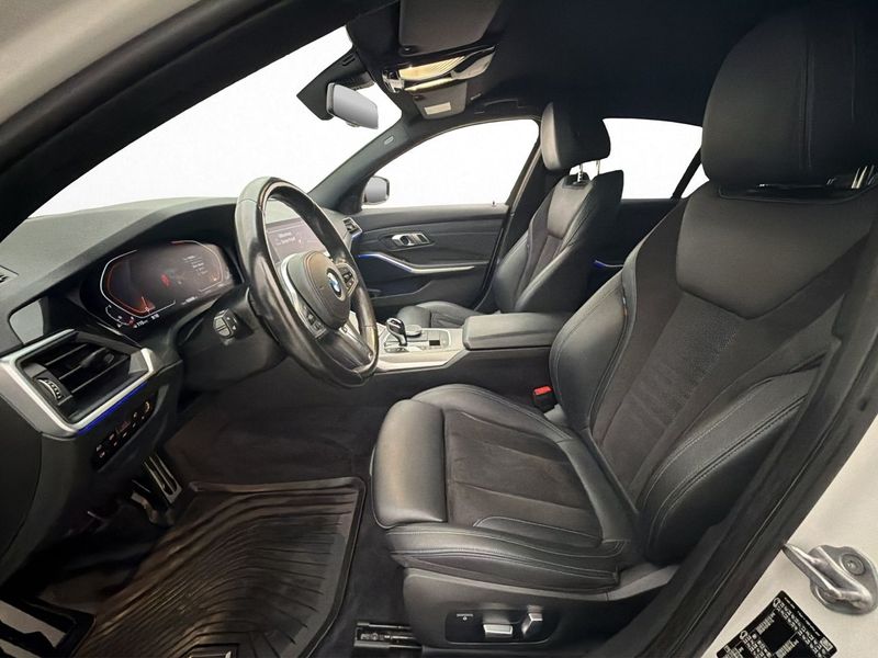 BMW 330 bild 11