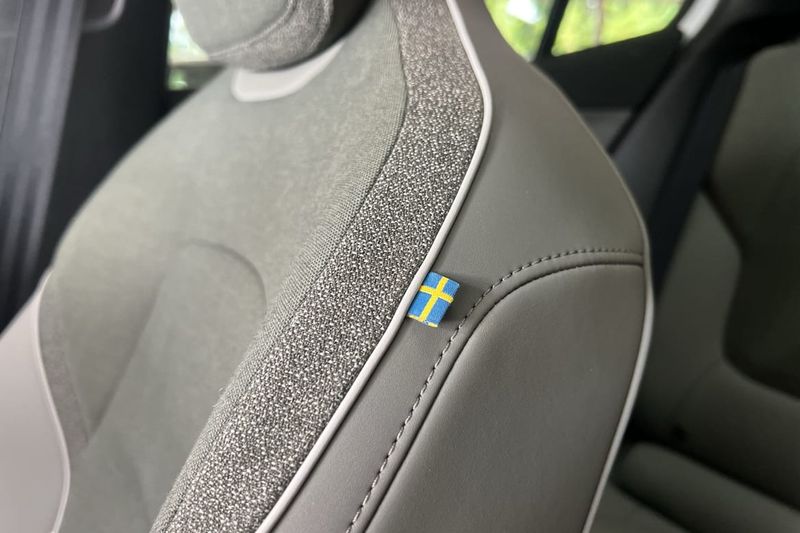 Volvo EX30 bild 12