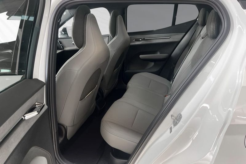 Volvo EX30 bild 8