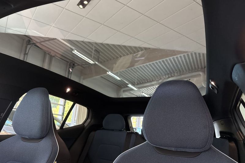 Volvo EX30 bild 21