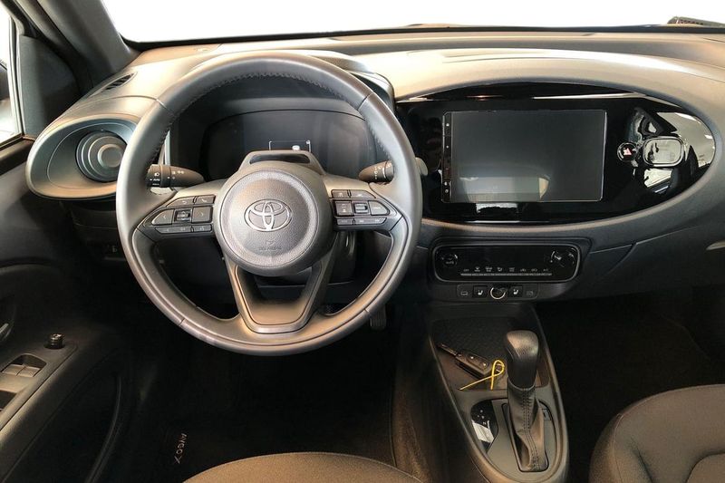 Toyota Aygo X bild 10