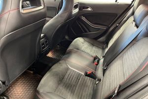 Mercedes GLA200 bild 18