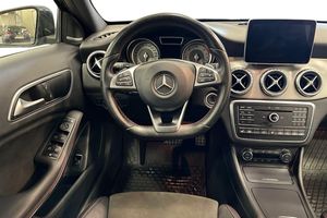 Mercedes GLA200 bild 13