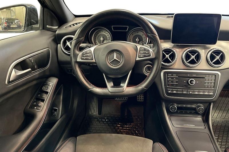 Mercedes GLA200 bild 13