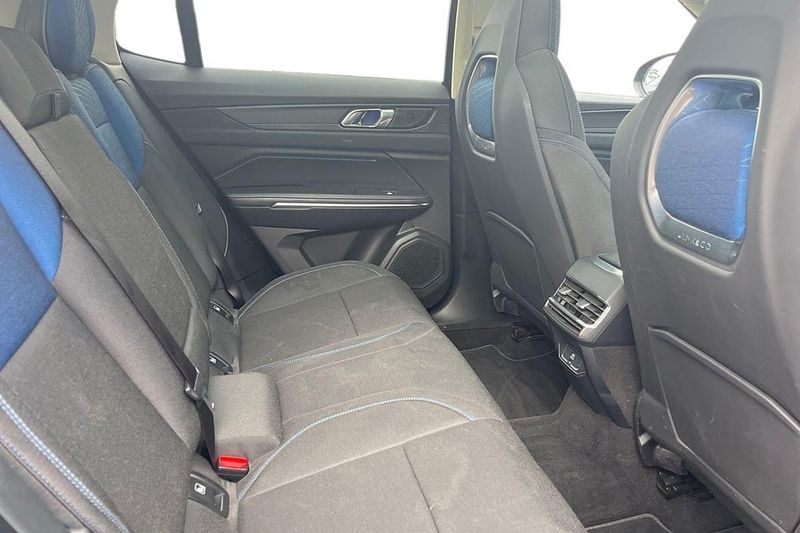 Lynk & Co 01 bild 27