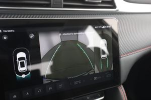 MG ZS EV bild 24