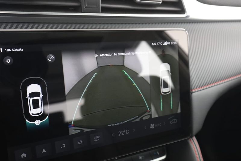 MG ZS EV bild 24