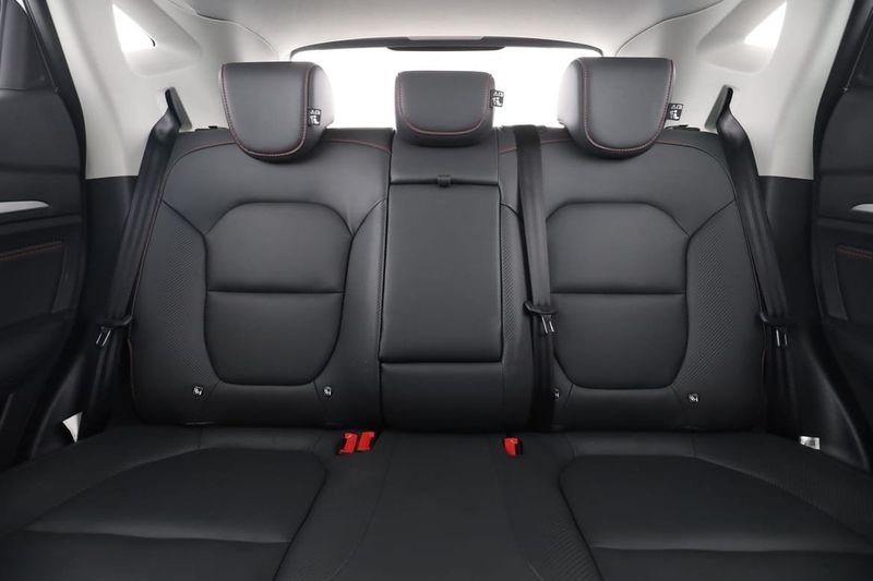MG ZS EV bild 16