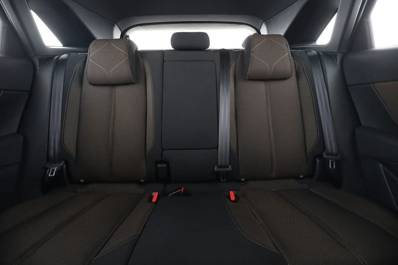 DS 7 Crossback bild 16