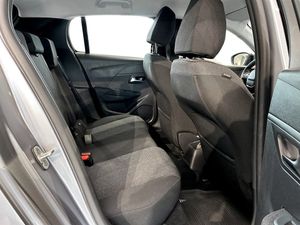 Peugeot 208 bild 12