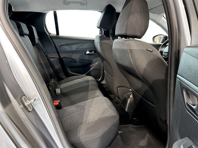 Peugeot 208 bild 12