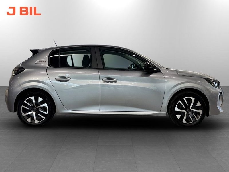 Peugeot 208 bild 13