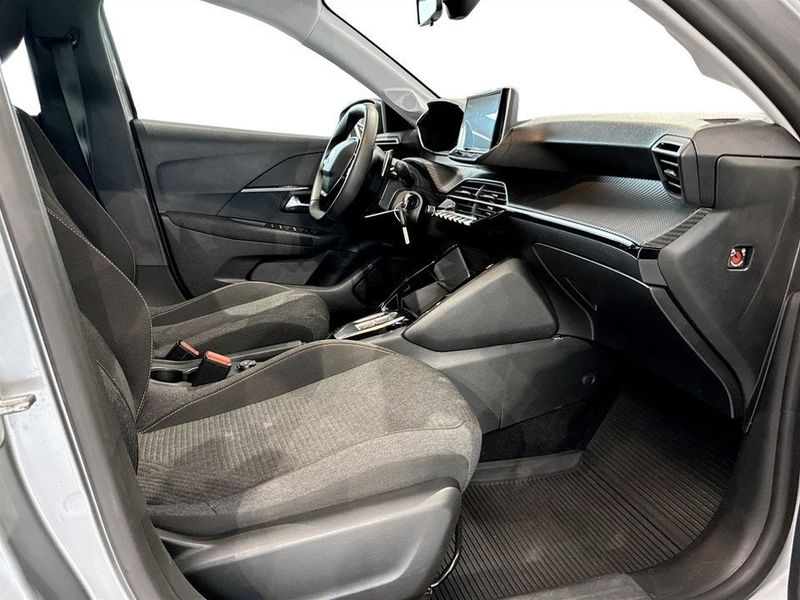 Peugeot 208 bild 11