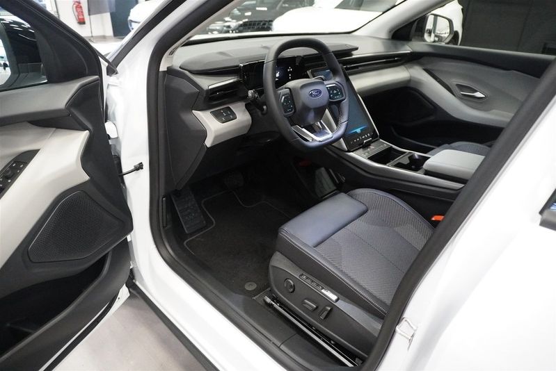 Ford Explorer bild 2