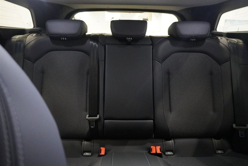Ford Explorer bild 14