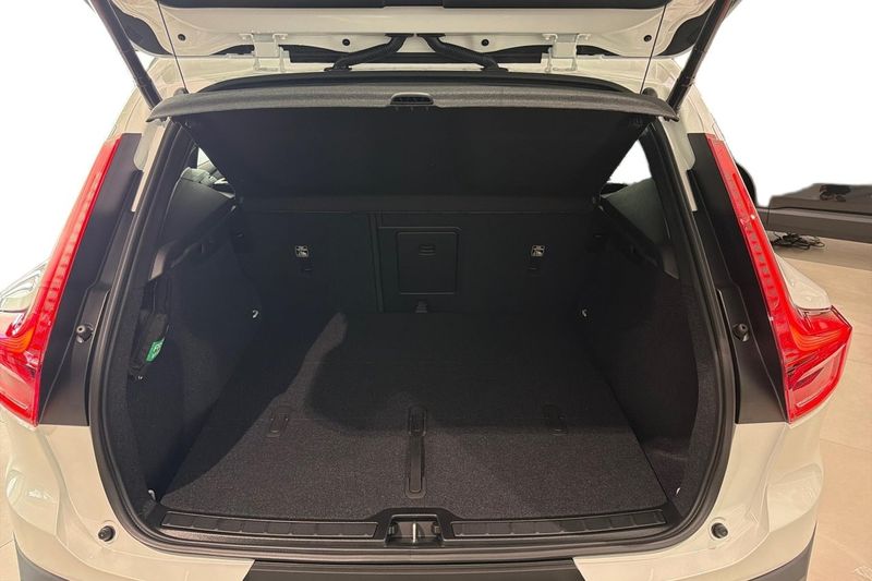 Volvo EX40 bild 7