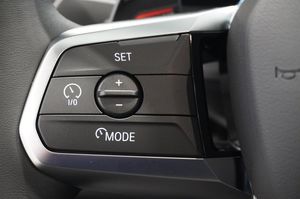 BMW iX1 bild 14