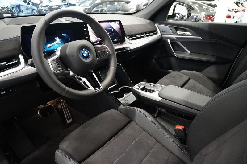 BMW iX1 bild 2