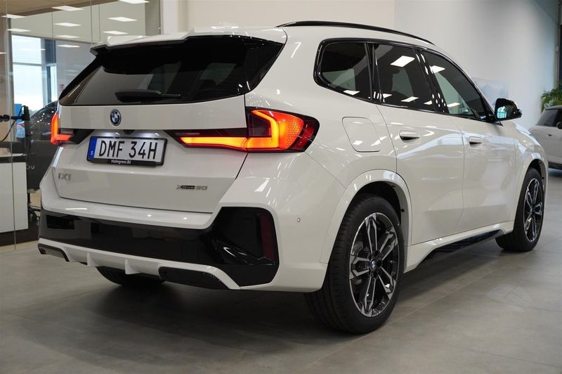 BMW iX1 bild 20