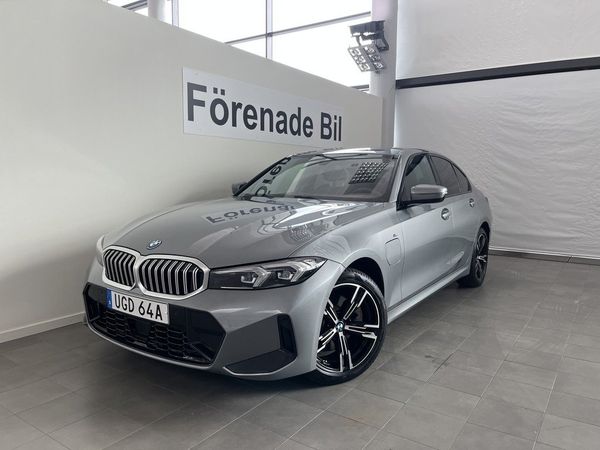 BMW 330 e xDrive Sedan M Sport Drag 18" HiFi Rattvärme Sportstol - 2025