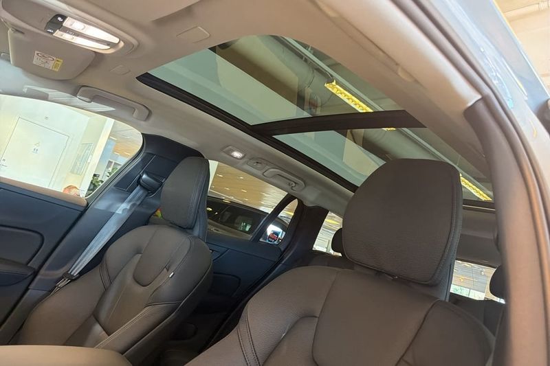 Volvo V60 bild 16