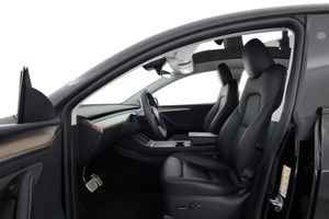 Tesla Model Y bild 10