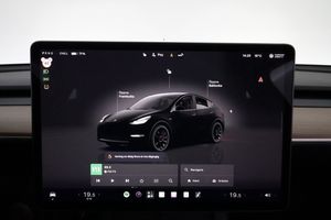 Tesla Model Y bild 16