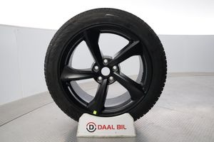 Tesla Model Y bild 24