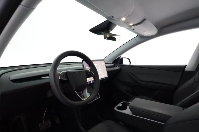 Tesla Model Y bild 11