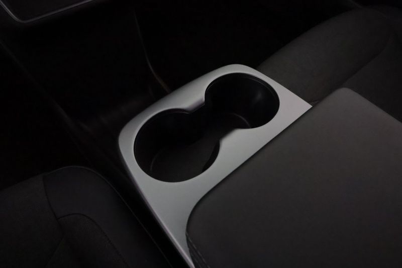 Tesla Model Y bild 23
