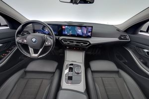 BMW 330 bild 13