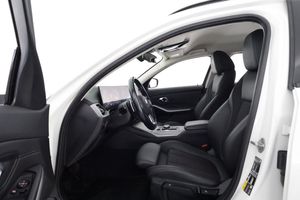BMW 330 bild 10