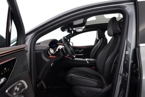 Mercedes EQE43 SUV bild 10