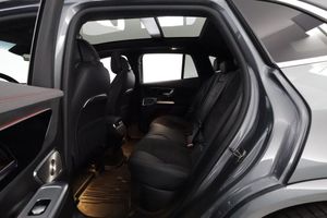 Mercedes EQE43 SUV bild 12
