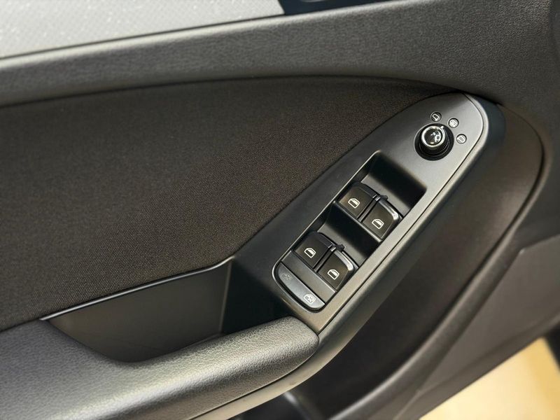 Audi A4 bild 15