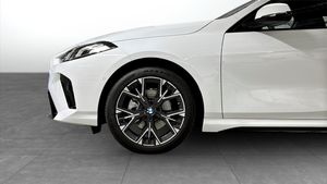 BMW 120 bild 9