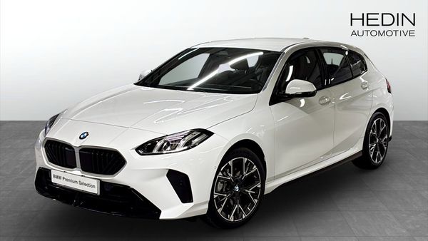 BMW 120 M Sport Rattvärme Backkamera Driving Assistant - 2026