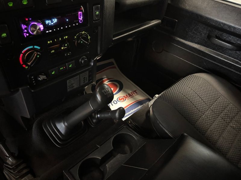 Land Rover Defender bild 14