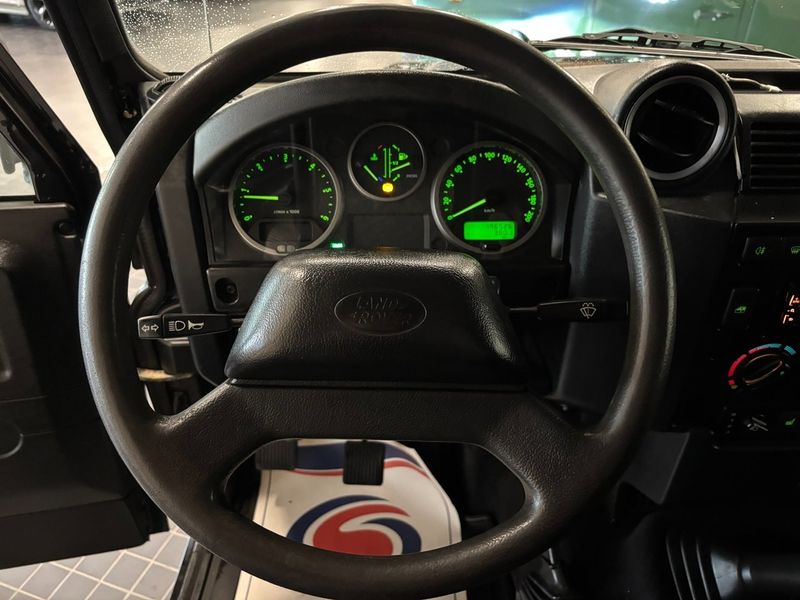 Land Rover Defender bild 12