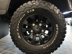 Land Rover Defender bild 5