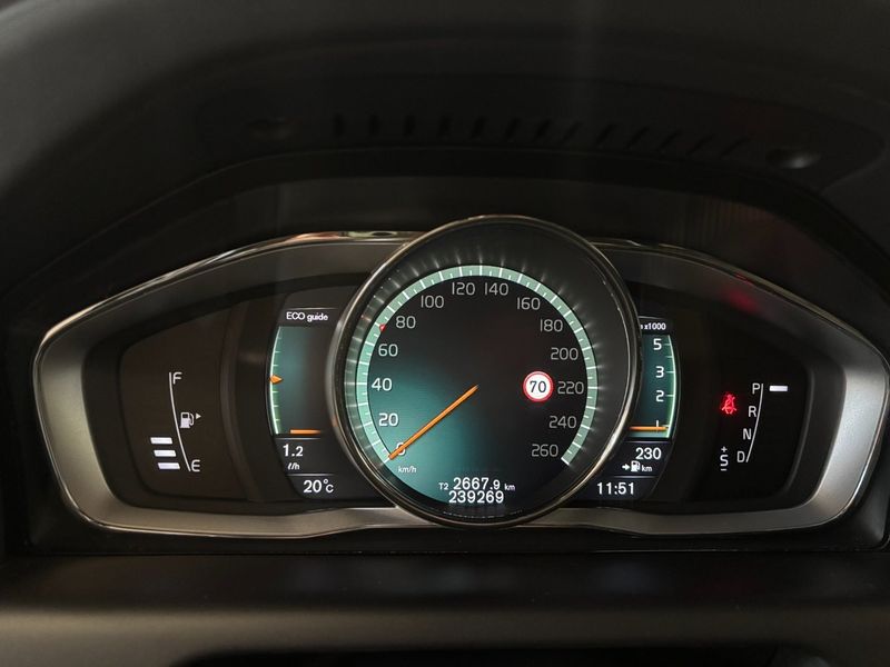 Volvo XC60 bild 8