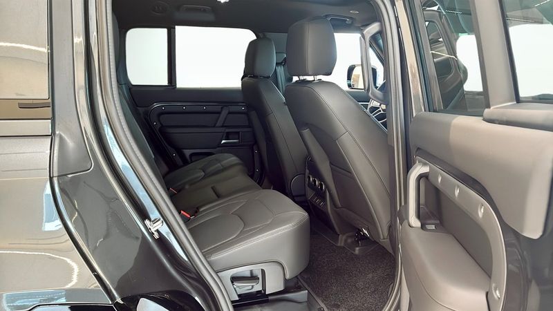 Land Rover Defender bild 5
