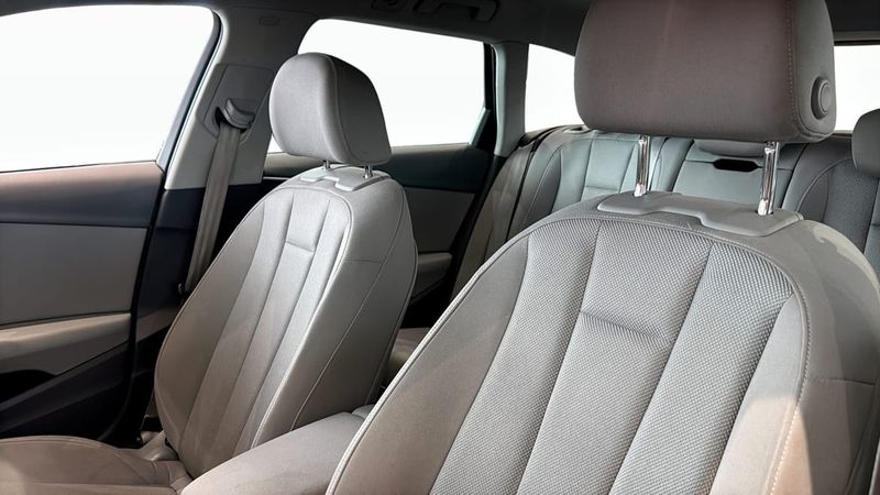 Audi A4 bild 8