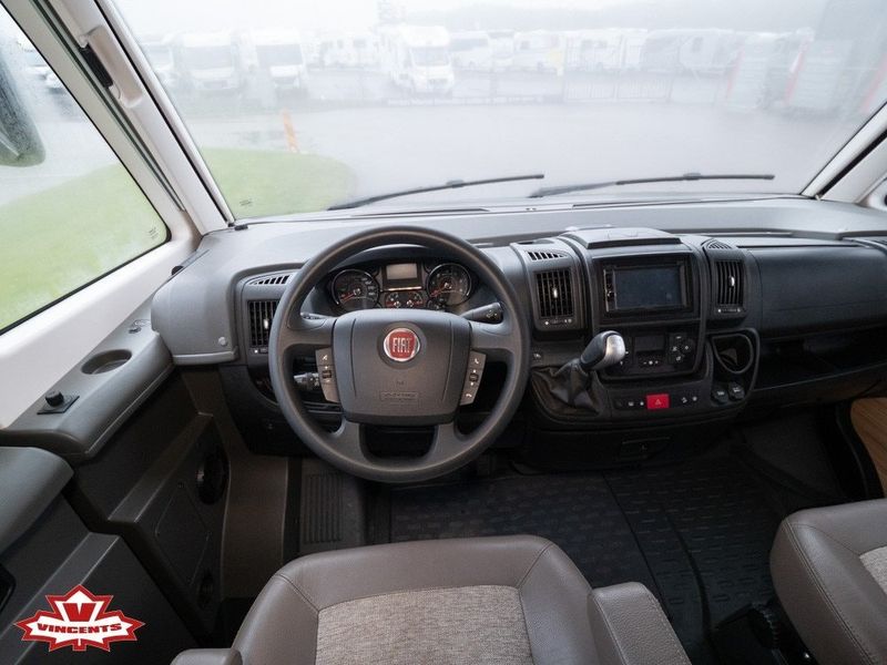 Adria Sonic bild 21