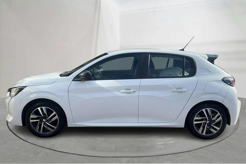 Peugeot 208 bild 2